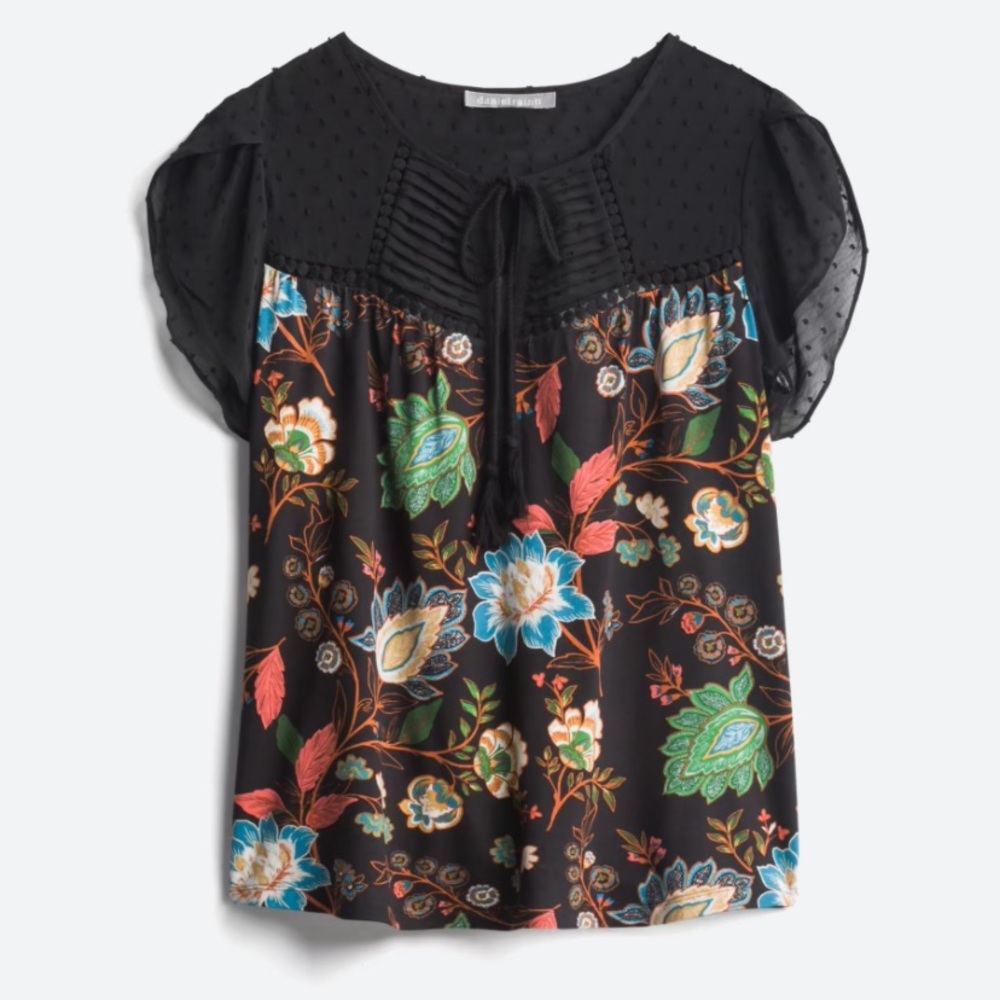 Flutter sleeve, tassel knit top